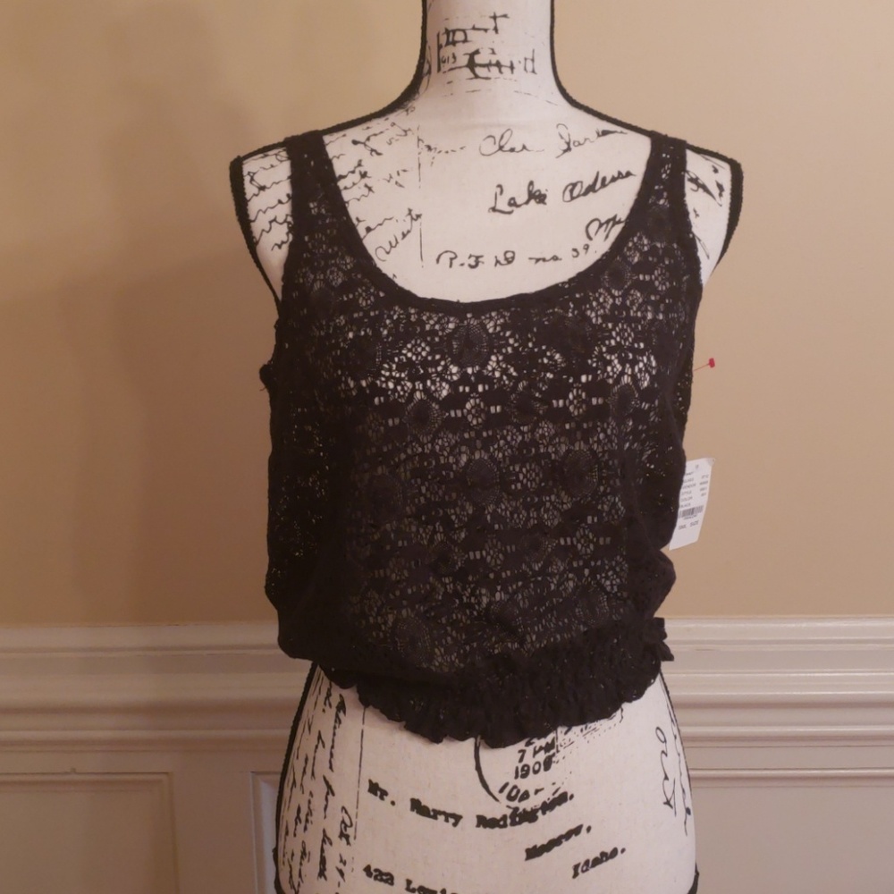PacSun Black Poppy Crop Top